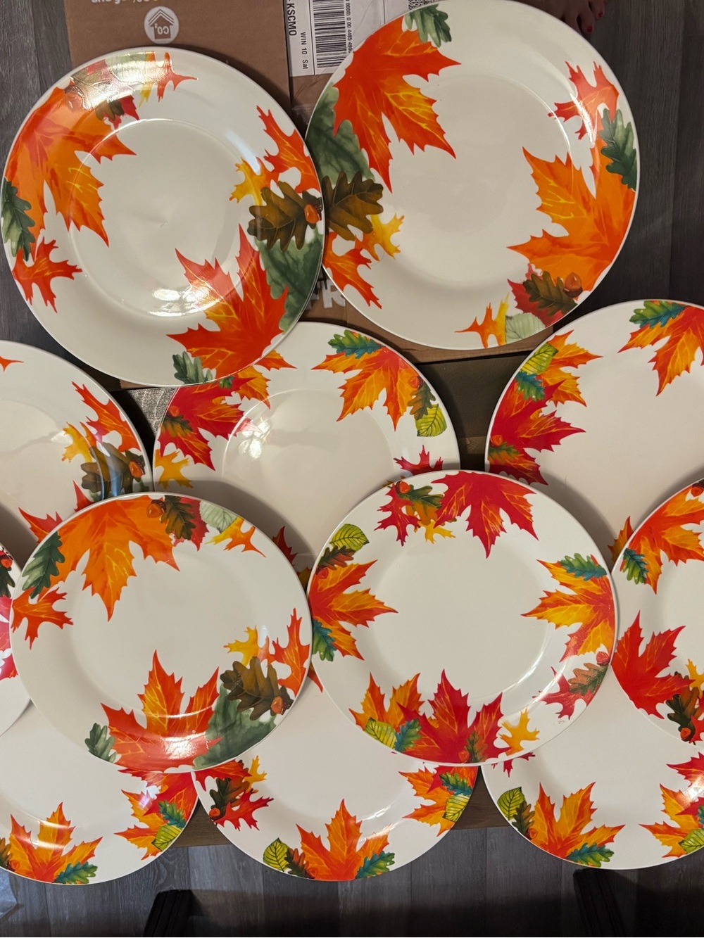 Autumn Leaves Dinner Plates - Orange Fall Leaf Pattern (Set of 12) - Picture 2 of 3